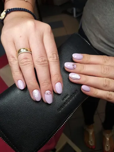 Kawka Stylizacja rzęs i paznokci